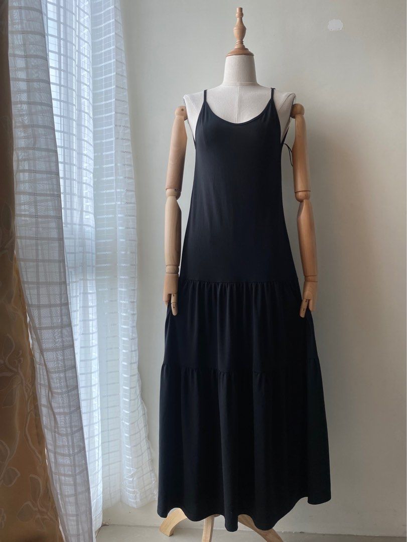 Long Backless Dress L (Category: Dresses) located in Makati City. Submitted by nicolelabarette (Listing ID 1220620283, Image 3). Description: .