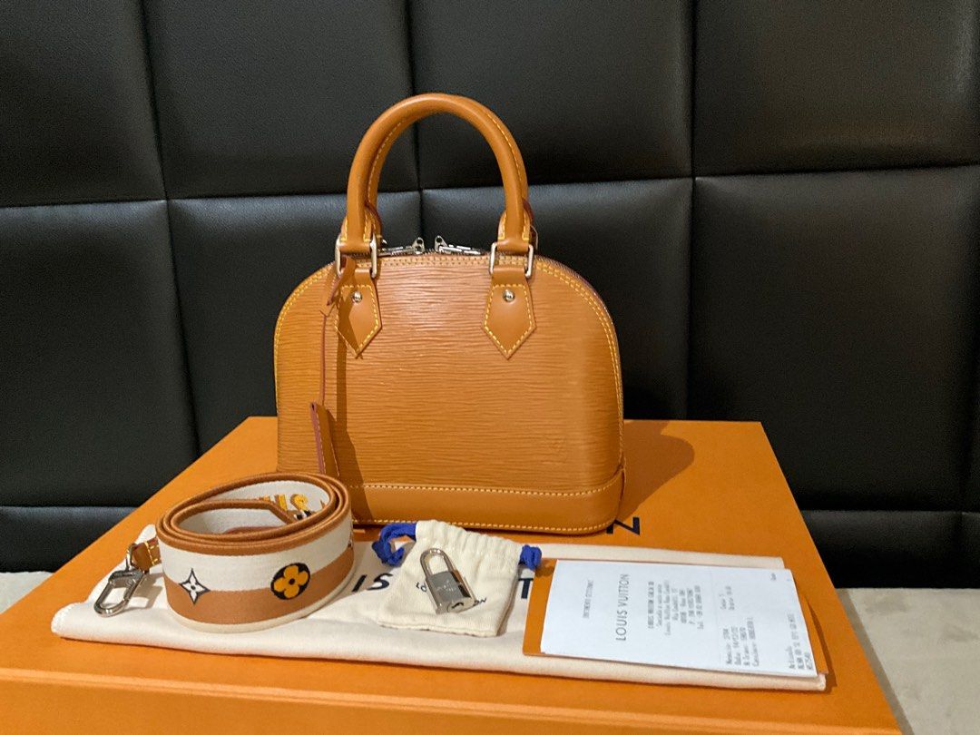 🖤BN below RP🖤Louis Vuitton Alma Nano Noir Epi Leather Bag, Luxury, Bags &  Wallets on Carousell
