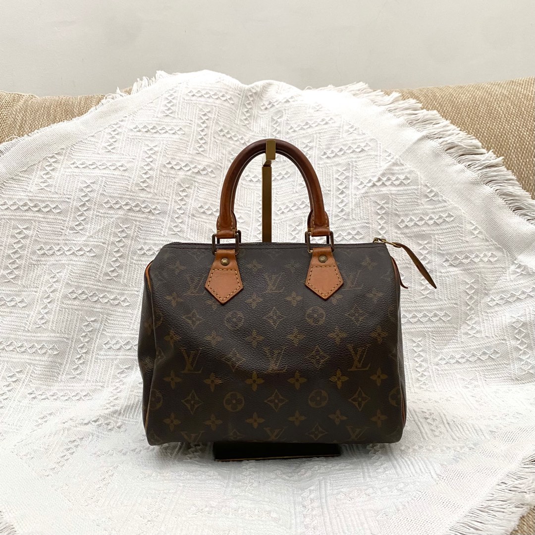 LV Speedy 25 Monogram Louis Vuitton Vintage, Luxury, Bags