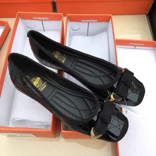 （分類：）位於 。 由 gigicouture 提交（商品編號 1073188560，圖片 1）。簡介： 。