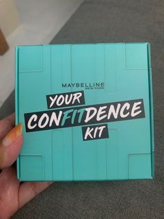 Maybelline 'Your Confitdence Kit'
