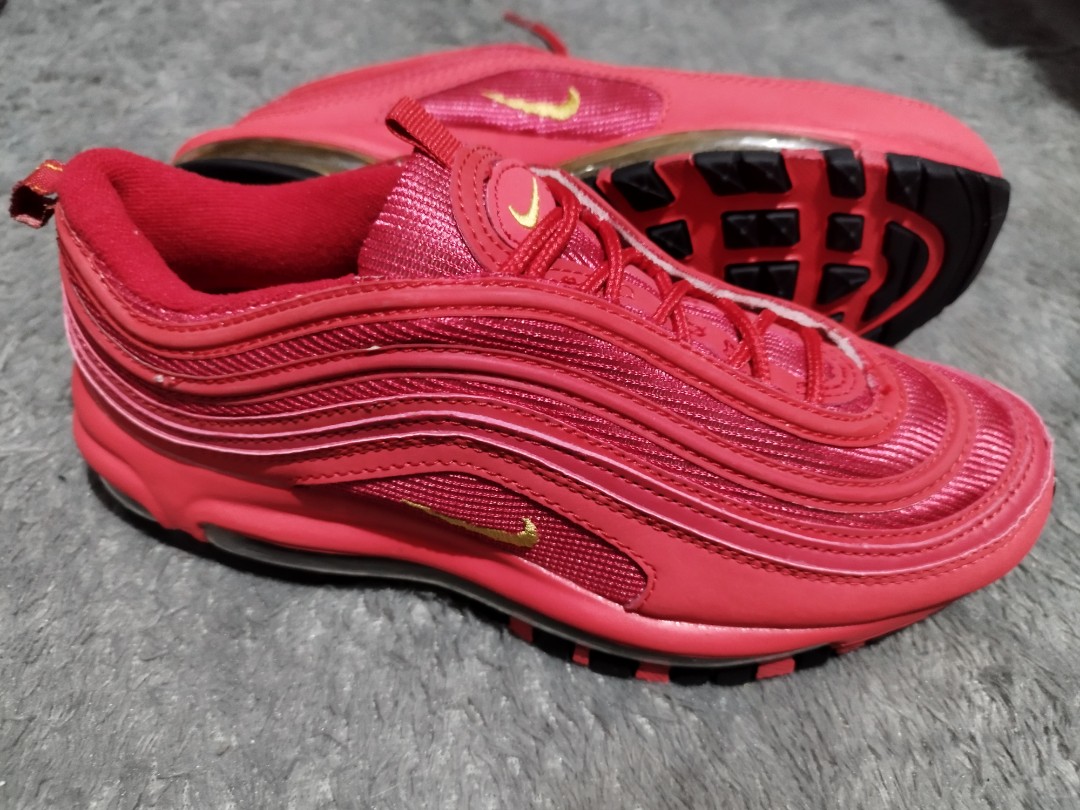 Nike Max 97 Red Size 40, Fesyen Pria, Sepatu , Sneakers di Carousell