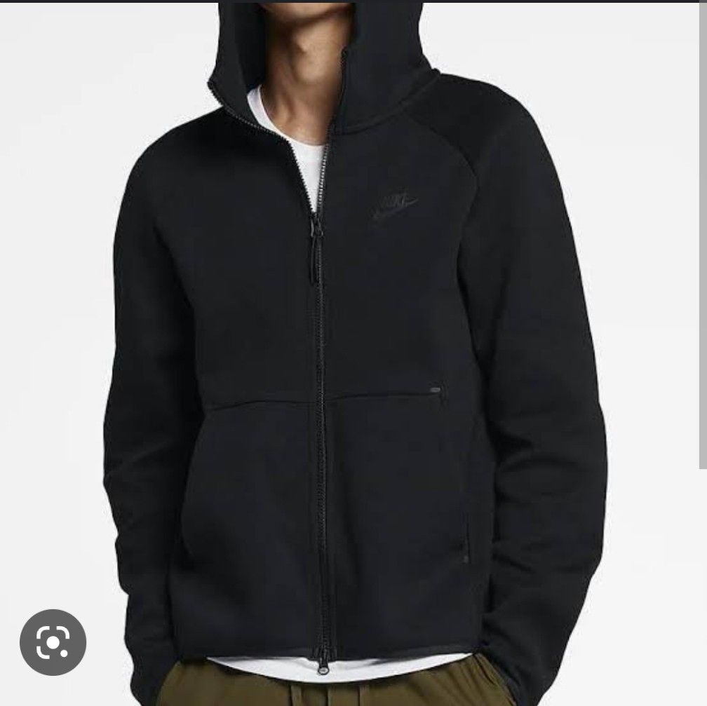 niketech fleece