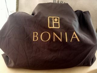 Bonia Handbag limited edition, Women's Fashion, Bags & Wallets, Purses &  Pouches on Carousell