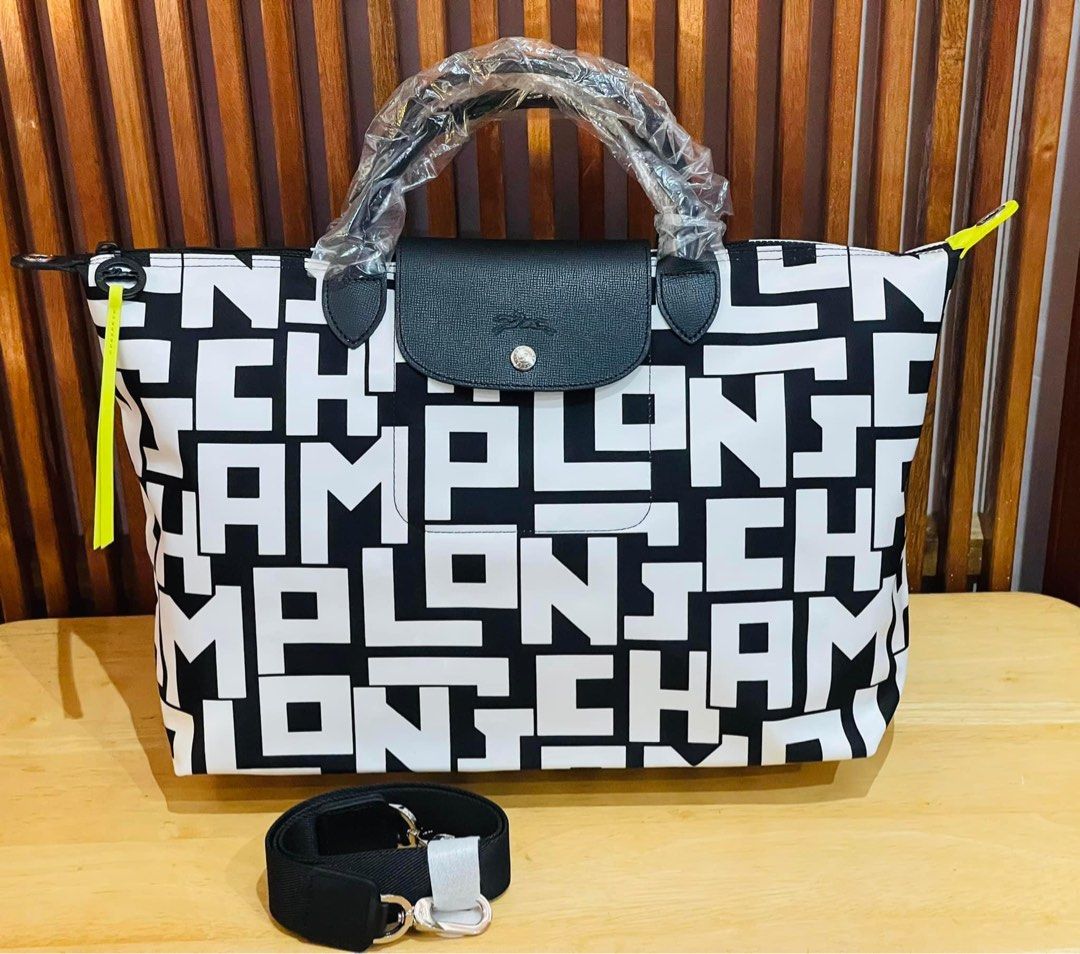 Longchamp monogram 2025