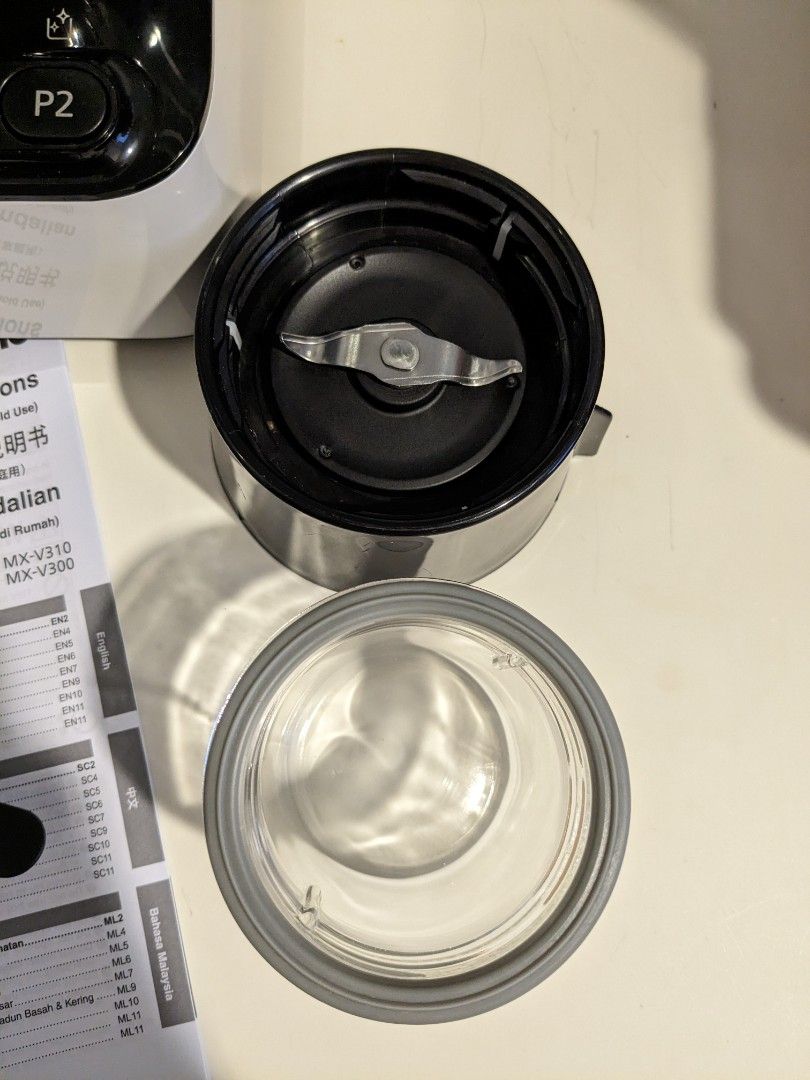 Powerful 2L glass jug blender, with mill attachment, TV & Home