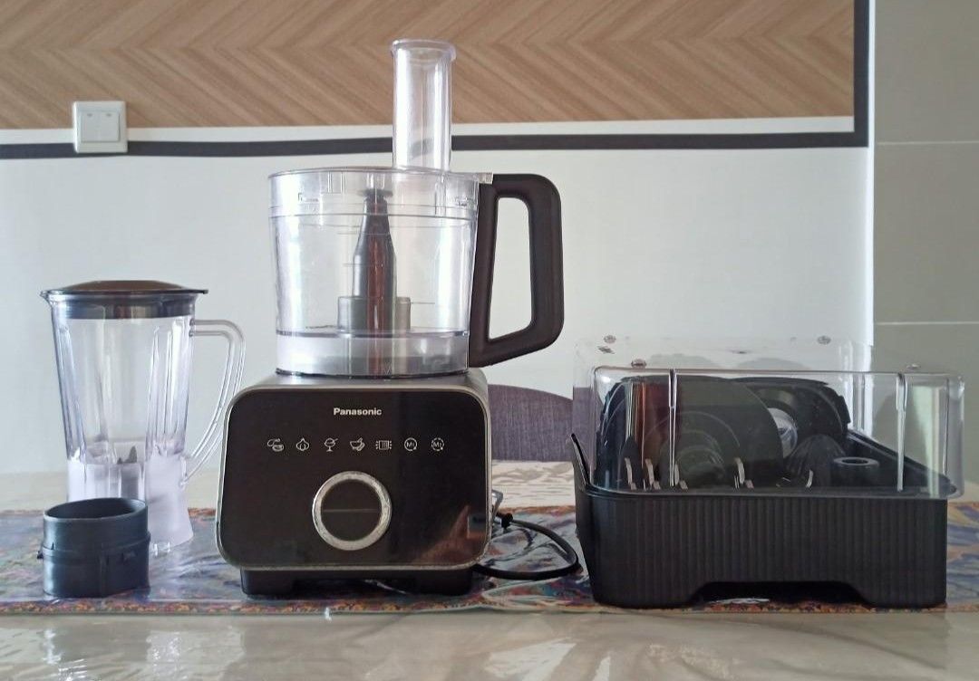 Panasonic Food Processor MKF800, TV & Home Appliances, Kitchen