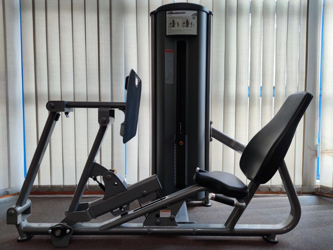 paramount leg press dual station, Sports Equipment, Exercise & Fitness