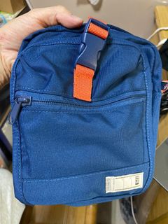 由 while_5 (刊登 ID 1220672285，圖片 1) 提交，位於 的 (類別：)，說明：。