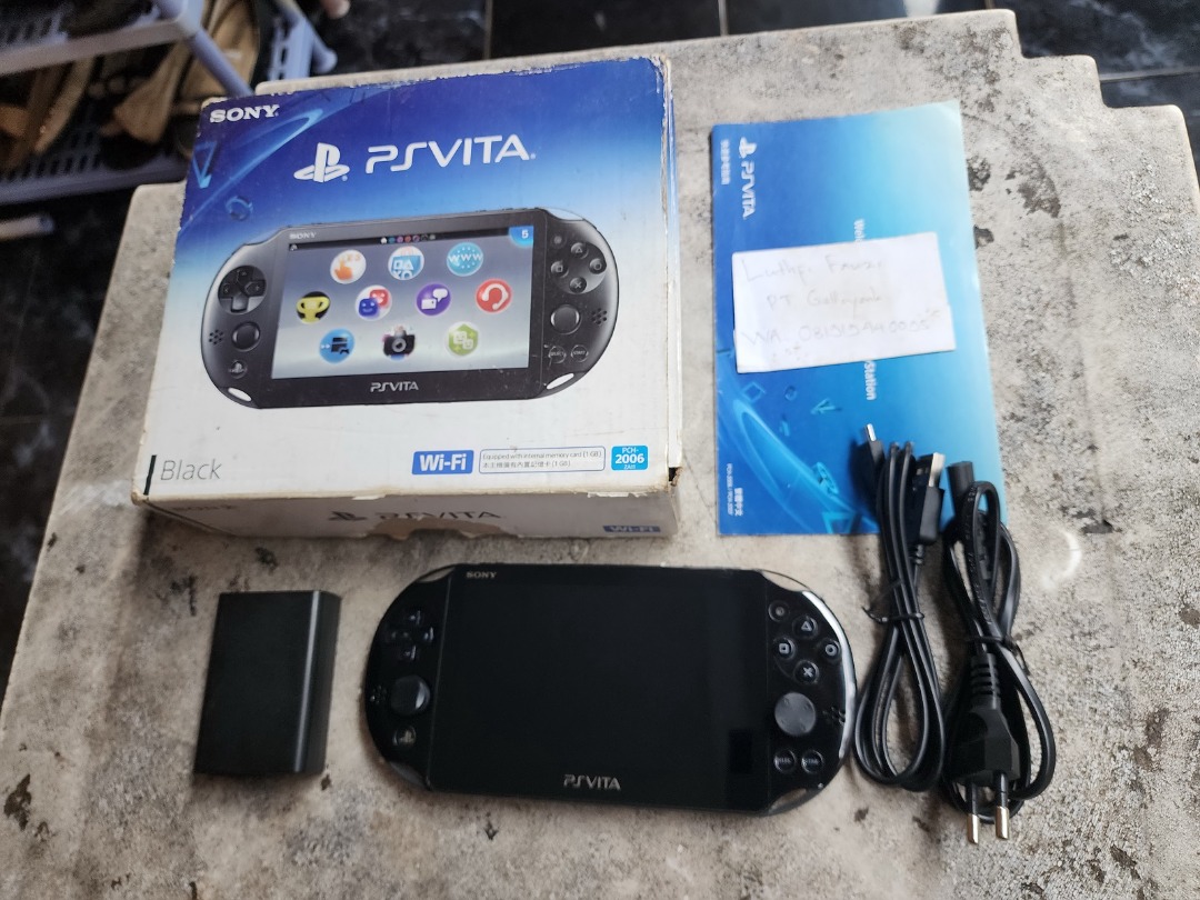 PlayStation PS Vita Slim Black Fullset 64GB Henkaku 02, Video Game