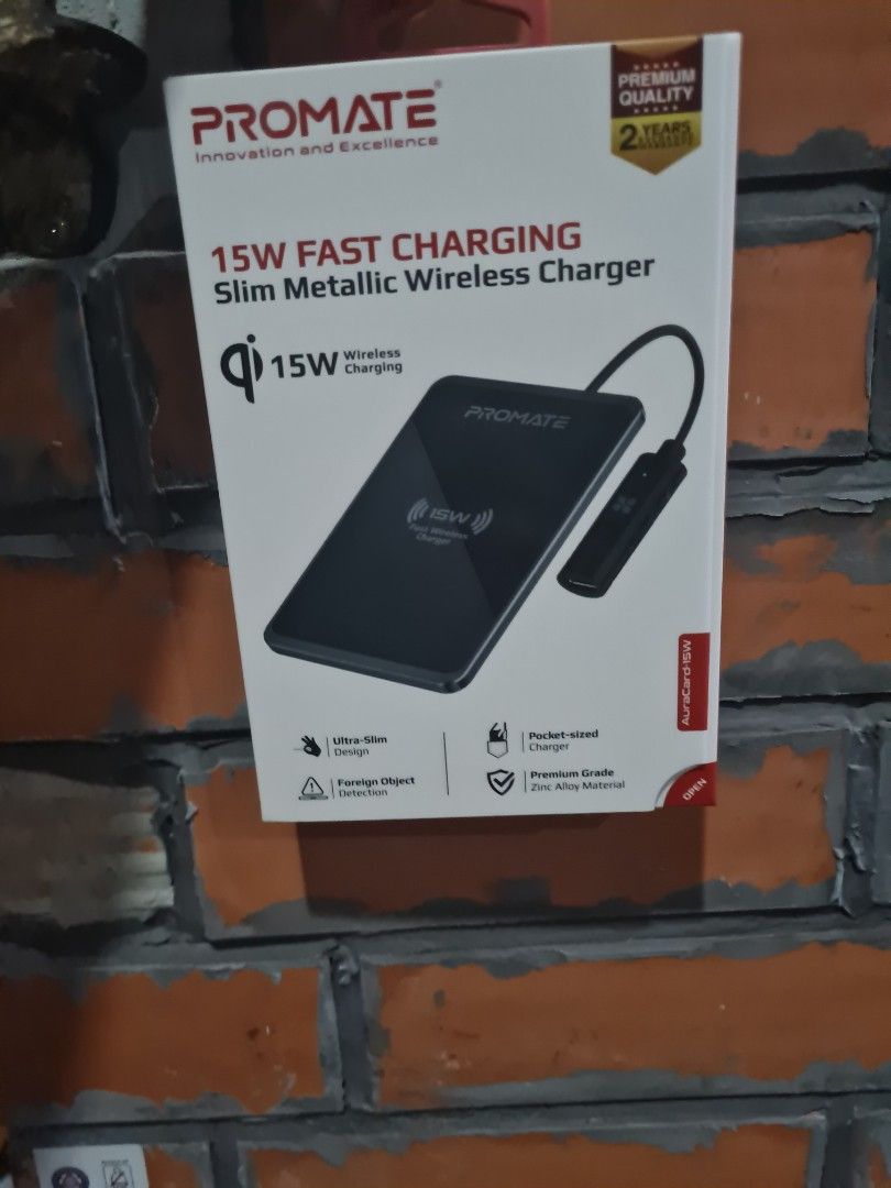 Promate 15W Fast Wireless Charger (Category: Chargers) located in Paranaque City. Submitted by MrDeclutterRGSD (Listing ID 1220633154, Image 2). Description: Promate 15W Fast Wireless Charger Brand new (Sealed) P699+ sf.