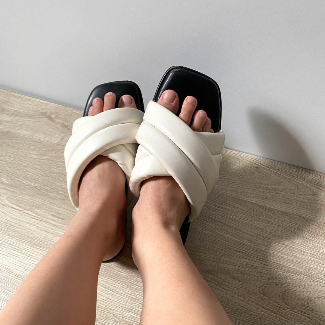 Puffy Sandals on Carousell