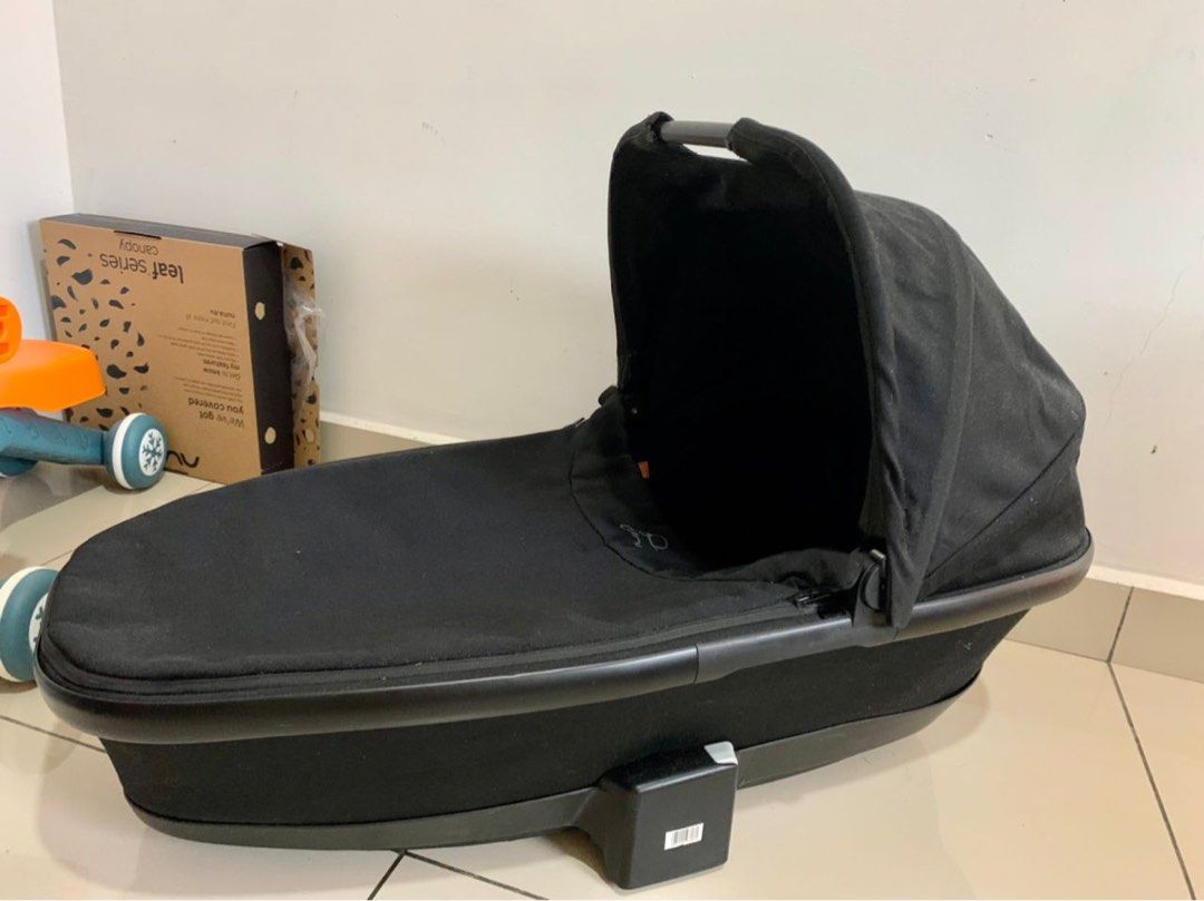 Quinny bassinet hotsell