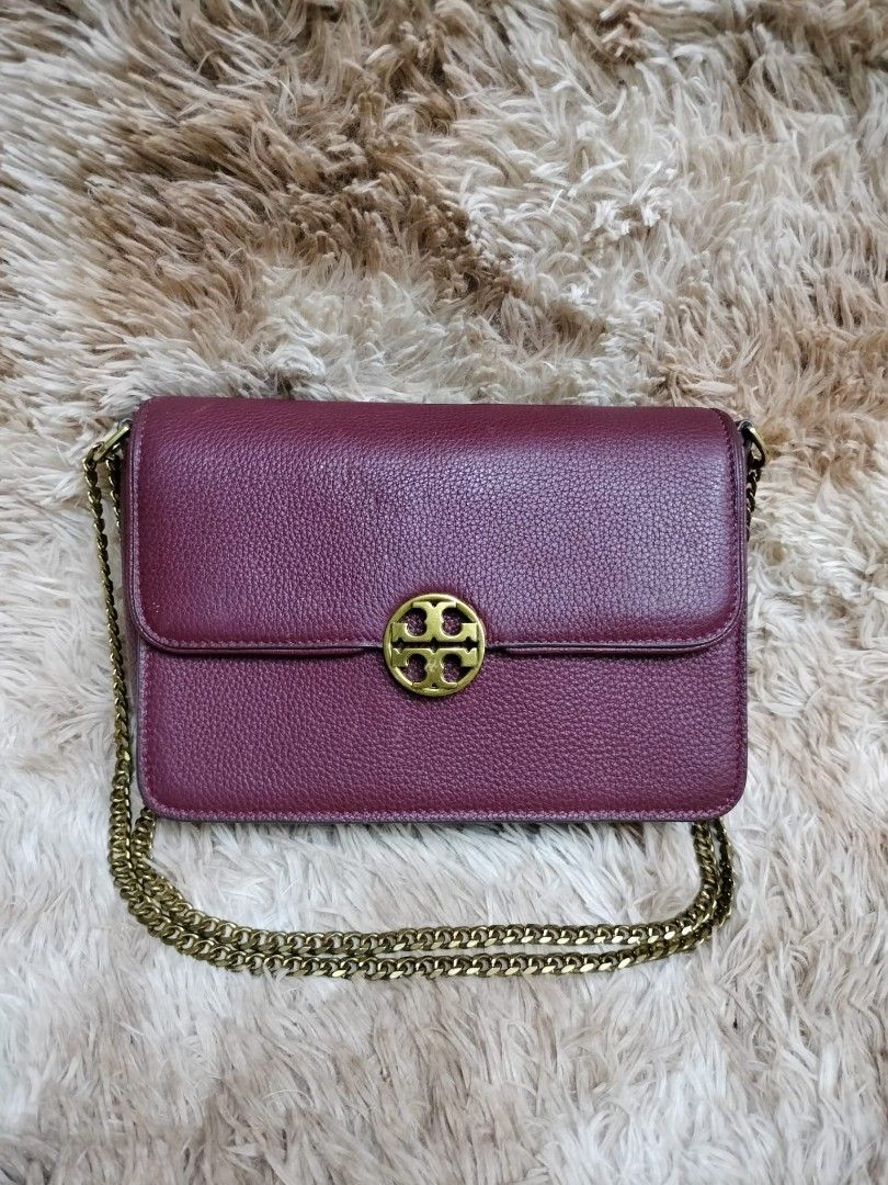 💥RAYA SALE💥 AUTHENTIC TORY BURCH FLEMING MAROON CROSSBODY BAG, Luxury,  Bags & Wallets on Carousell