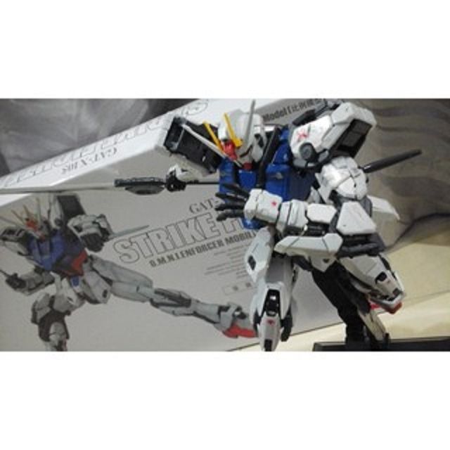 Ready Stock Daban Pg 1/60 Strike Gundam, Hobbies & Toys, Collectibles &  Memorabilia, Vintage Collectibles On Carousell