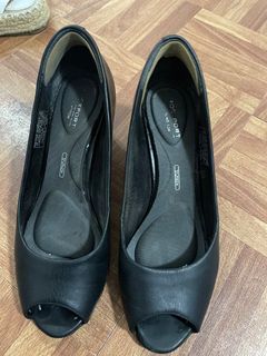 Rockport Black Office Heels / Office Shoes