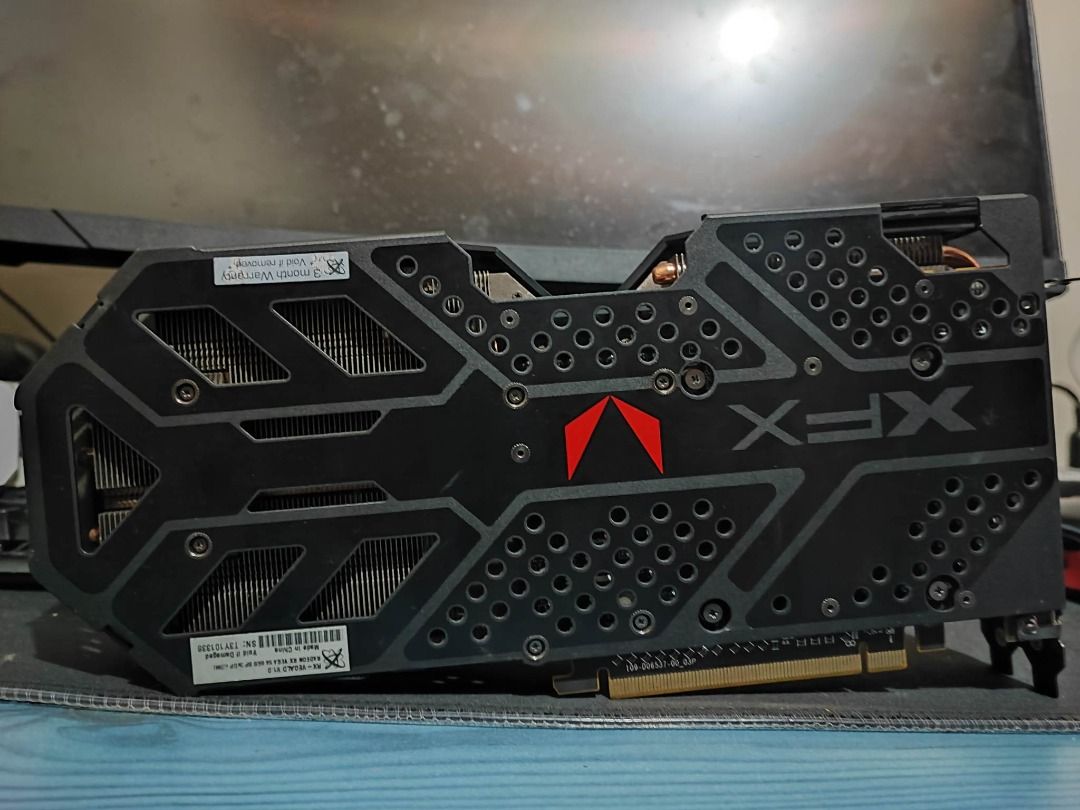 Vega 56 outlet xfx
