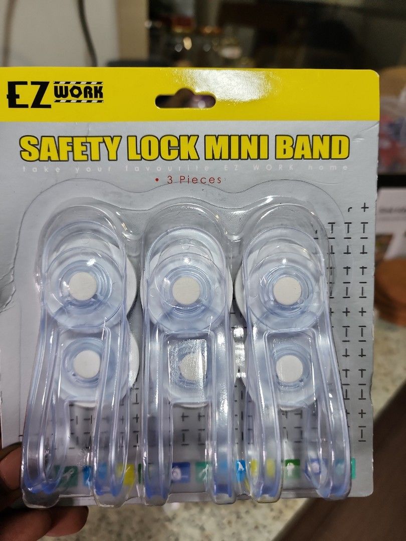 Safety lock / child lock, Furniture & Home Living, Home Improvement ...