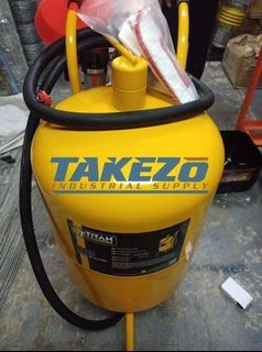 Sandblasting gallon