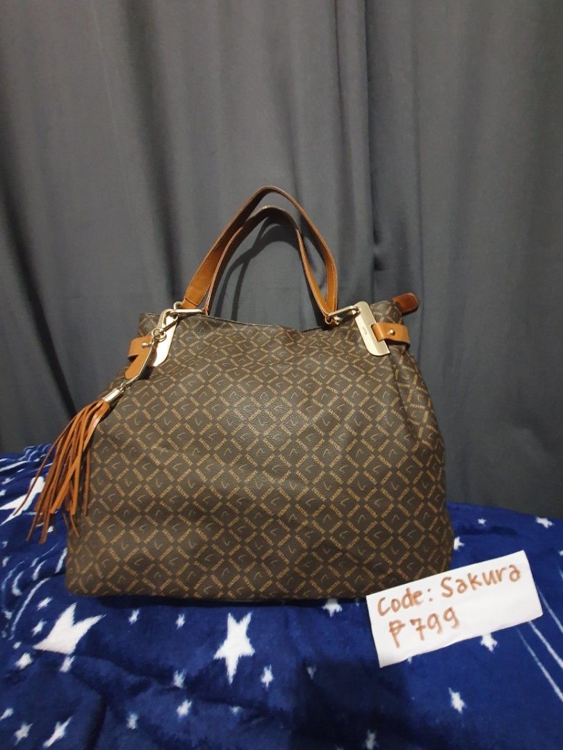 Satchi leather bags price store