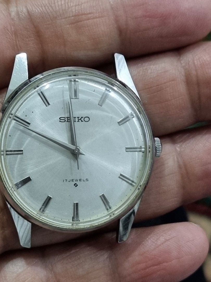 Seiko diashock winding watch, Men's Fashion, Watches & Accessories, Watches  on Carousell