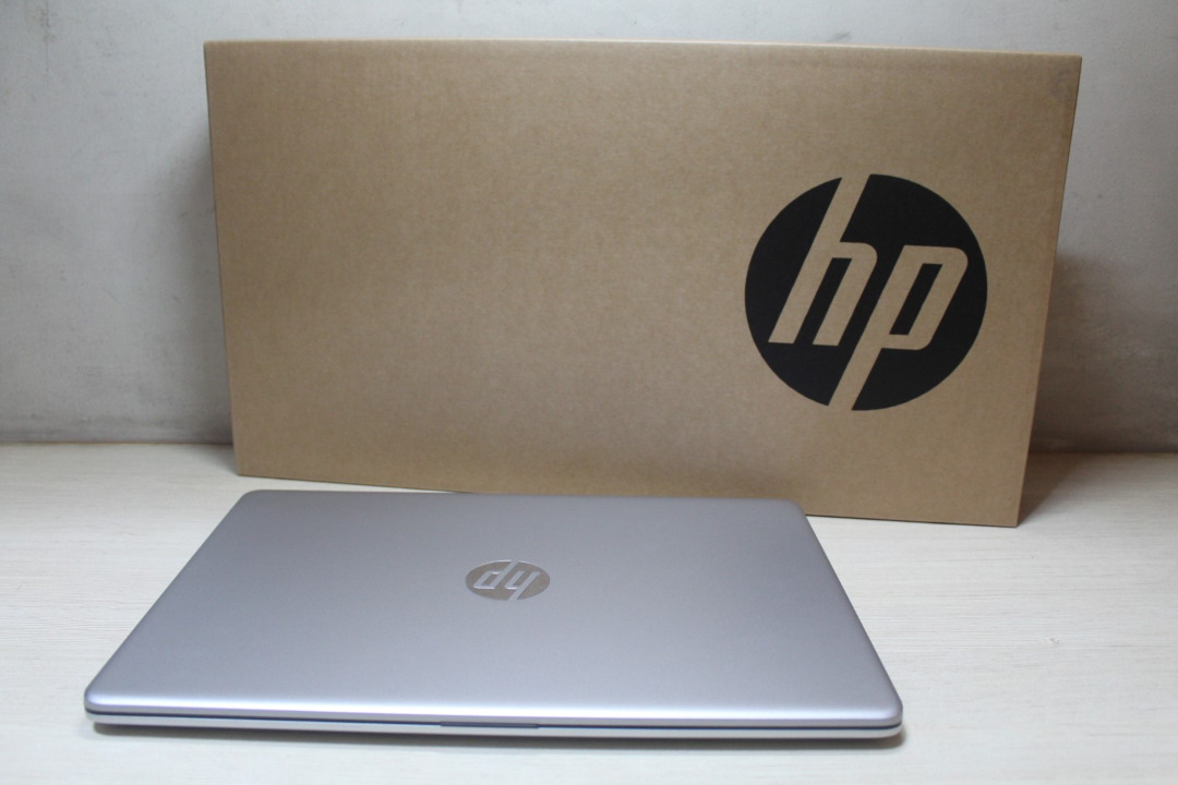SSD 512gb Hp Laptop 15sFQ2707TU 15inch i3 11thgen RAM 8gb ms office