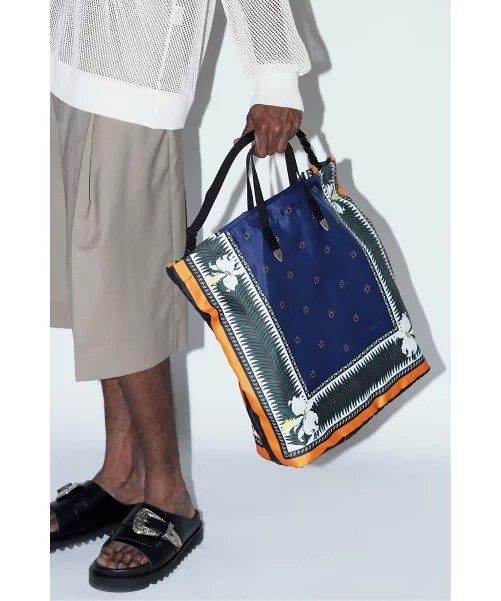 TOGA ARCHIVES Print tote bag, 預購- Carousell