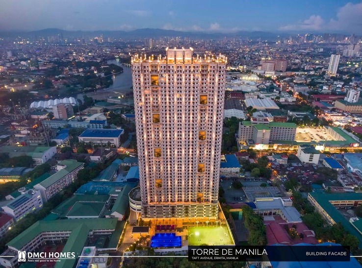 Torre De Manila 3Bedroom facing Luneta on Carousell