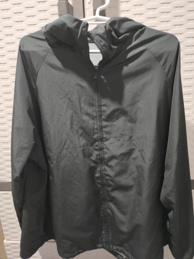 Uniqlo smooth Jersey Lined Parka on Carousell