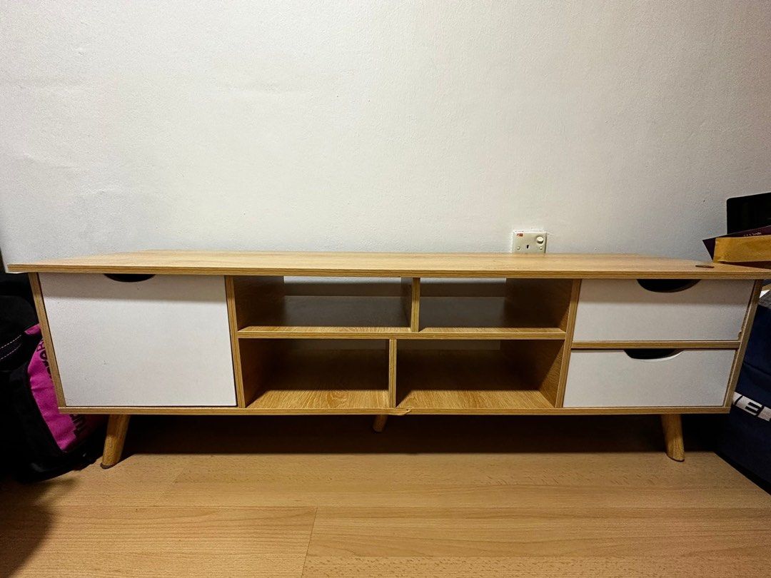 Used Tv Console to Sell, Furniture & Home Living, Furniture, TV