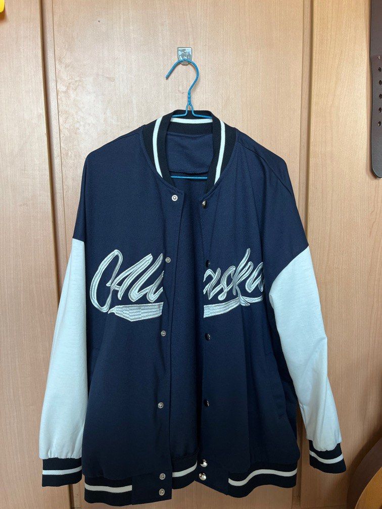 Varsity Jacket (Category: Coats, Jackets and Outerwear) located in Singapore. Submitted by branchen21 (Listing ID 1220533621, Image 1). Description: Only used for 3 performances and a few practices, in (almost) new condition Size L Refer to: https://m.shein.com/sg/ROMWE-Letter-Colorblock-Baseball-Jacket-p-3388385-cat-1776.html?share_from=andshsg&url_from=GM7341196418351132672&ref=m&rep=dir&ret=msg.
