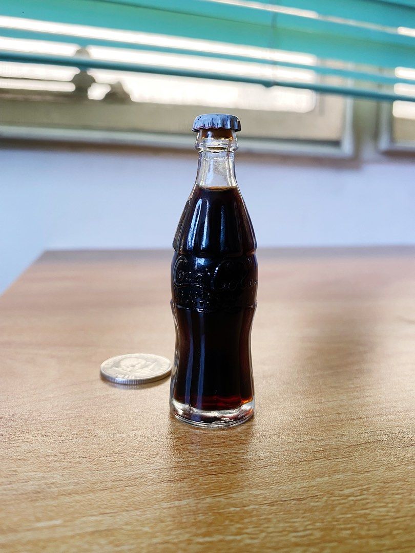 (Vintage) Coca Cola - 1923 Version - Miniature Coke Bottle, Hobbies