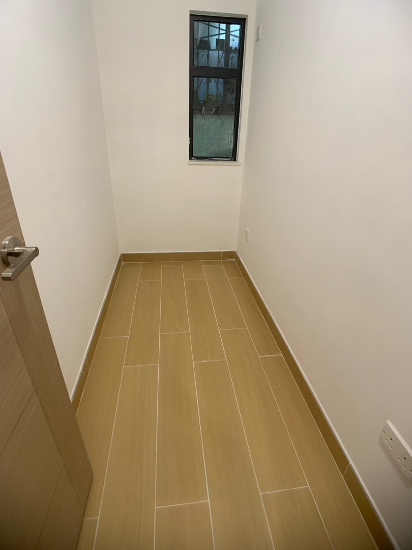 ~Less than 1-2 minutes' walk to Yuen Long Station (Tuen Ma Line), Yoho Mall63438051313282111