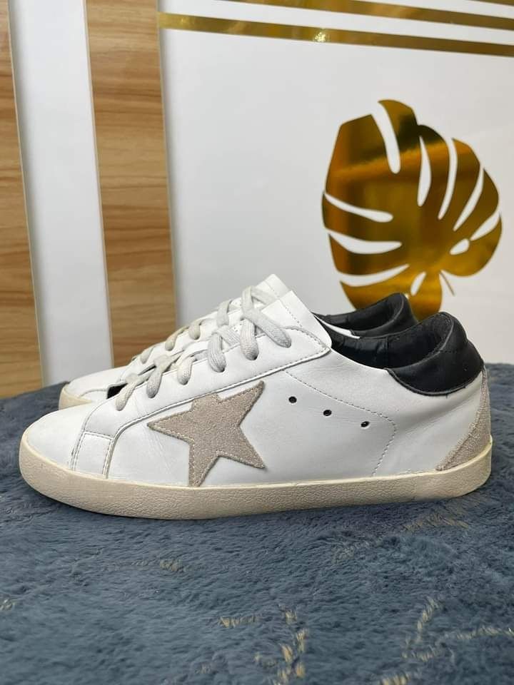 GOLDEN GOOSE SUPERSTAR SNEAKER SIZE 35 23.5cm Luxury