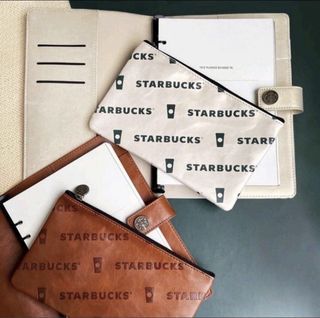 🌙 sale! 💯Starbucks 2022 pouch (gold)