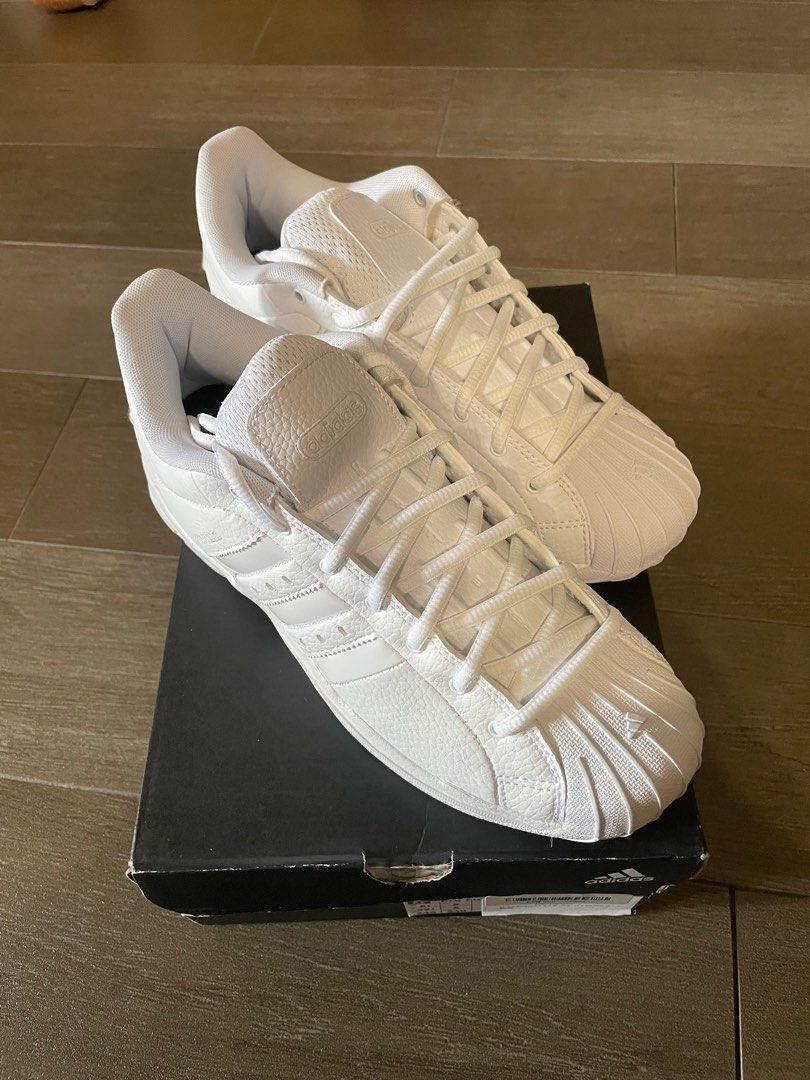 全新Adidas Promodel 2G 底筒全白返學鞋籃球鞋Size US6.5, 男裝, 鞋, 波鞋- Carousell