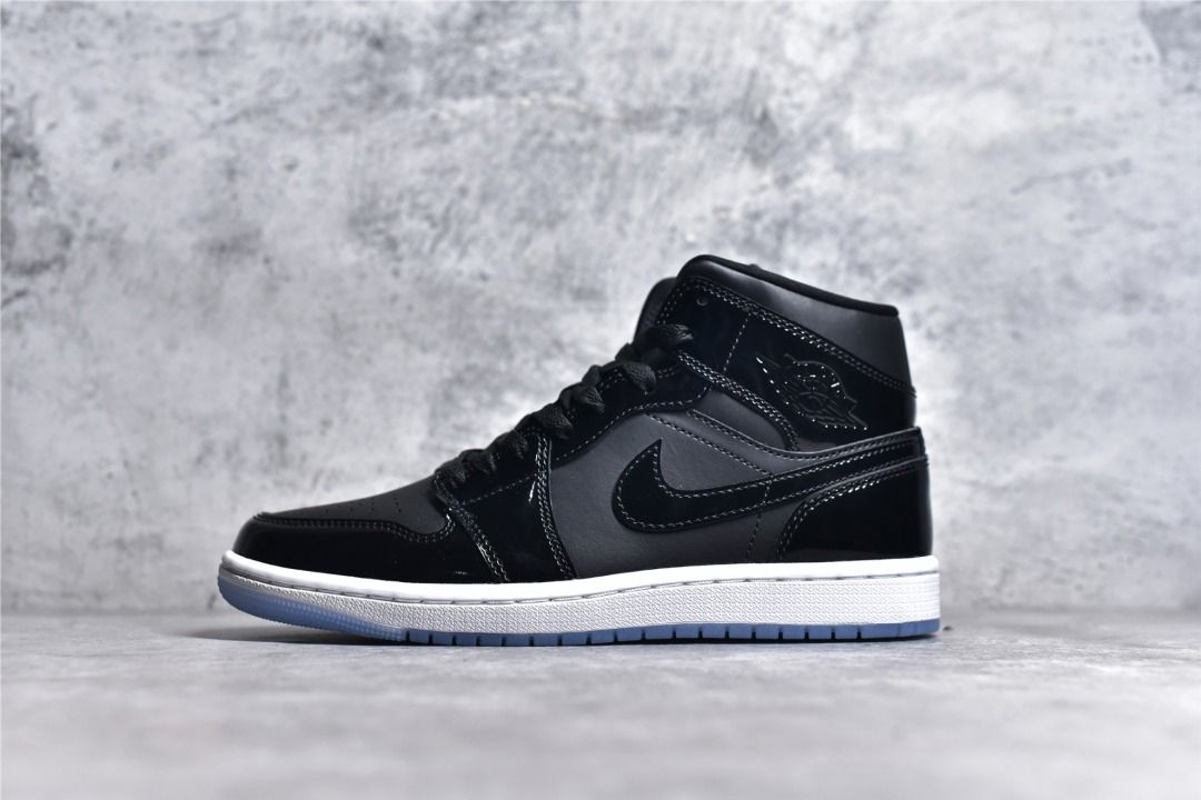 Nike air jordan 1 mid black discount