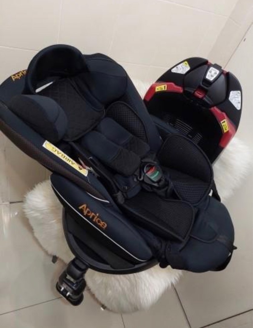 APRICA Fladea Grow 360 Safety Car Seat Babies Kids Going Out