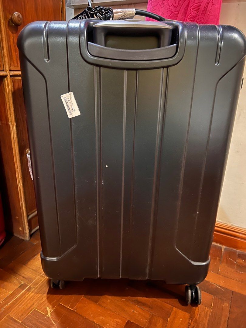 Authentic Samsonite Niar Spinner Luggage(LARGE) UNDER WARRANTY, Hobbies & Toys, Travel, Luggage