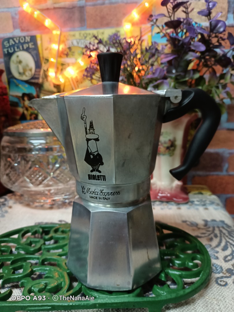 Bialetti moka pot made in italy, Furniture & Home Living, Kitchenware