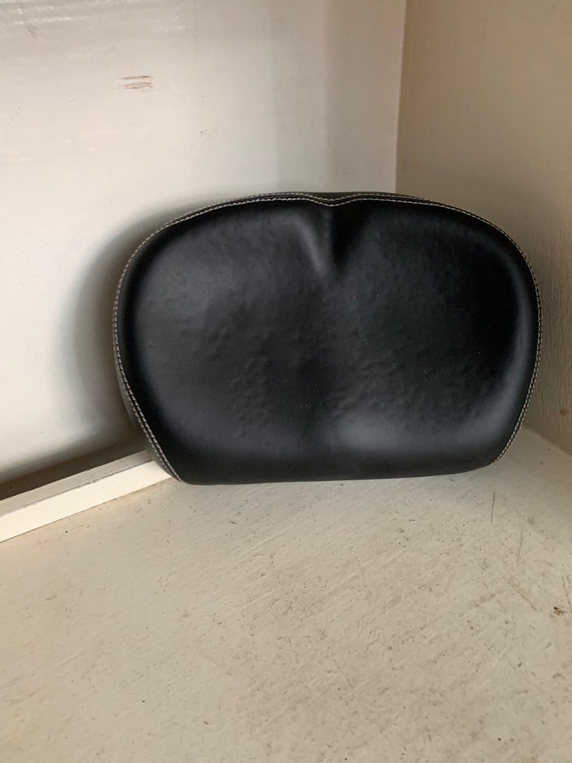 bike bicycle saddle (Category: Bicycles) located in Paranaque City. Submitted by myunogeneral.merchandise (Listing ID 1220769335, Image 1). Description: like new, better living paranaque .