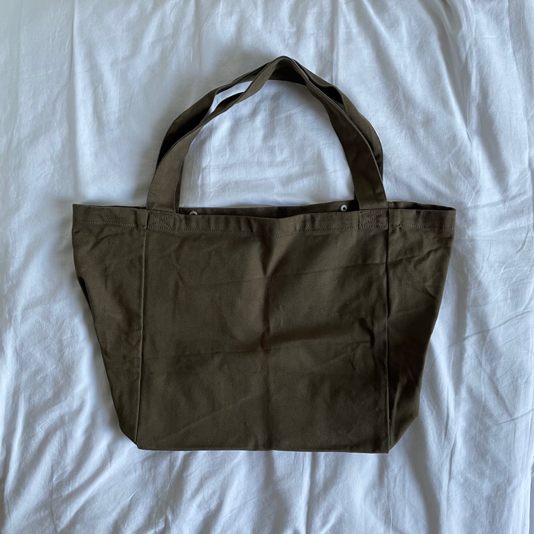 brandy melville large tote bag (olive green), Women's Fashion, Bags ...