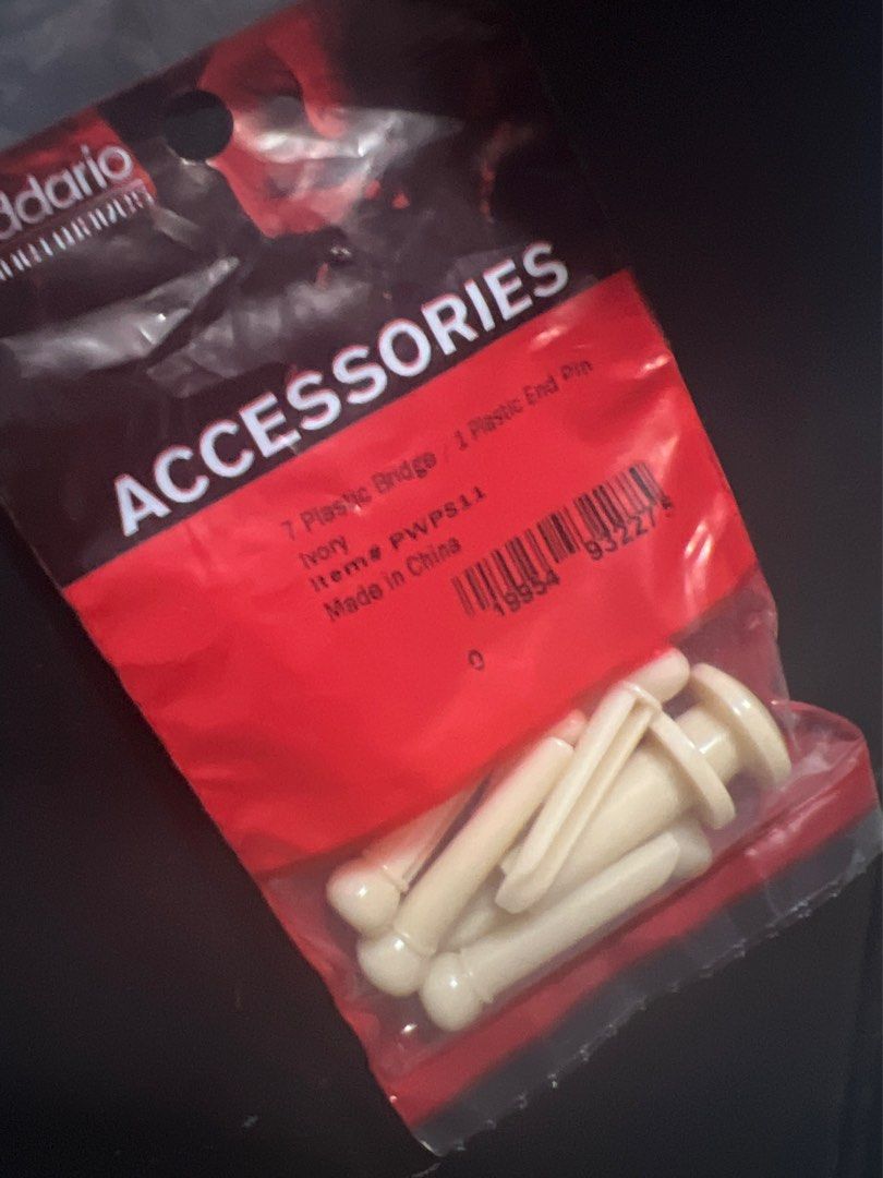 Bridge Pin for acoustic guitar, Hobbies & Toys, Music & Media, Music