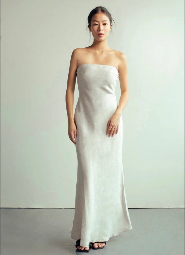 Caramel Monster Tiffany Maxi Dress (Sand), Women's Fashion, Dresses & Sets, Dresses on Carousell