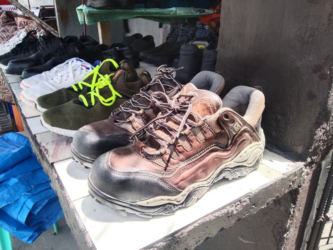 Damaged sale safety shoes