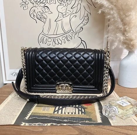 How to Wear a Chanel Boy Bag Review + Small Black Caviar Boy