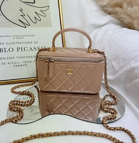 Chanel Pink Caviar Top Handle Bag with Chain, Luxury, Bags & Wallets on  Carousell