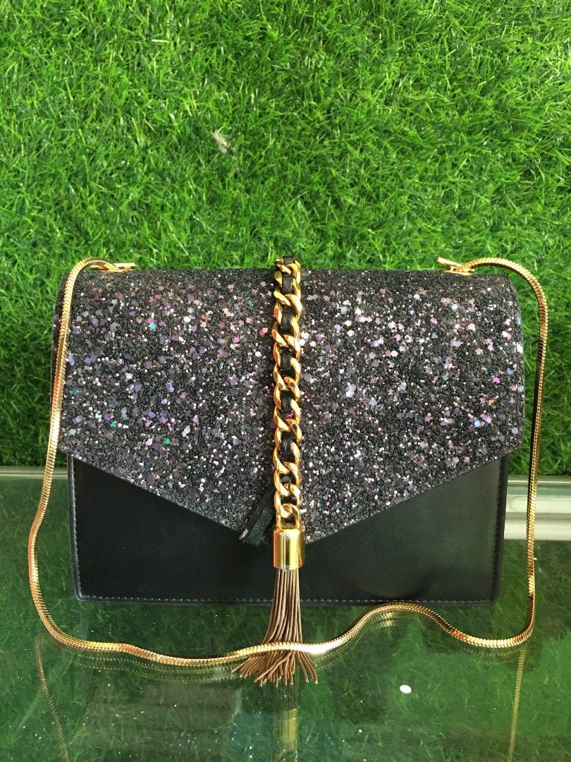 Charles & Keith Sling Bag on Carousell