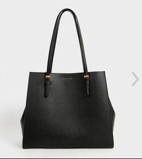 (Category: ) located in . Submitted by 25hoursshopping (Listing ID 1220854699, Image 1). Description: .