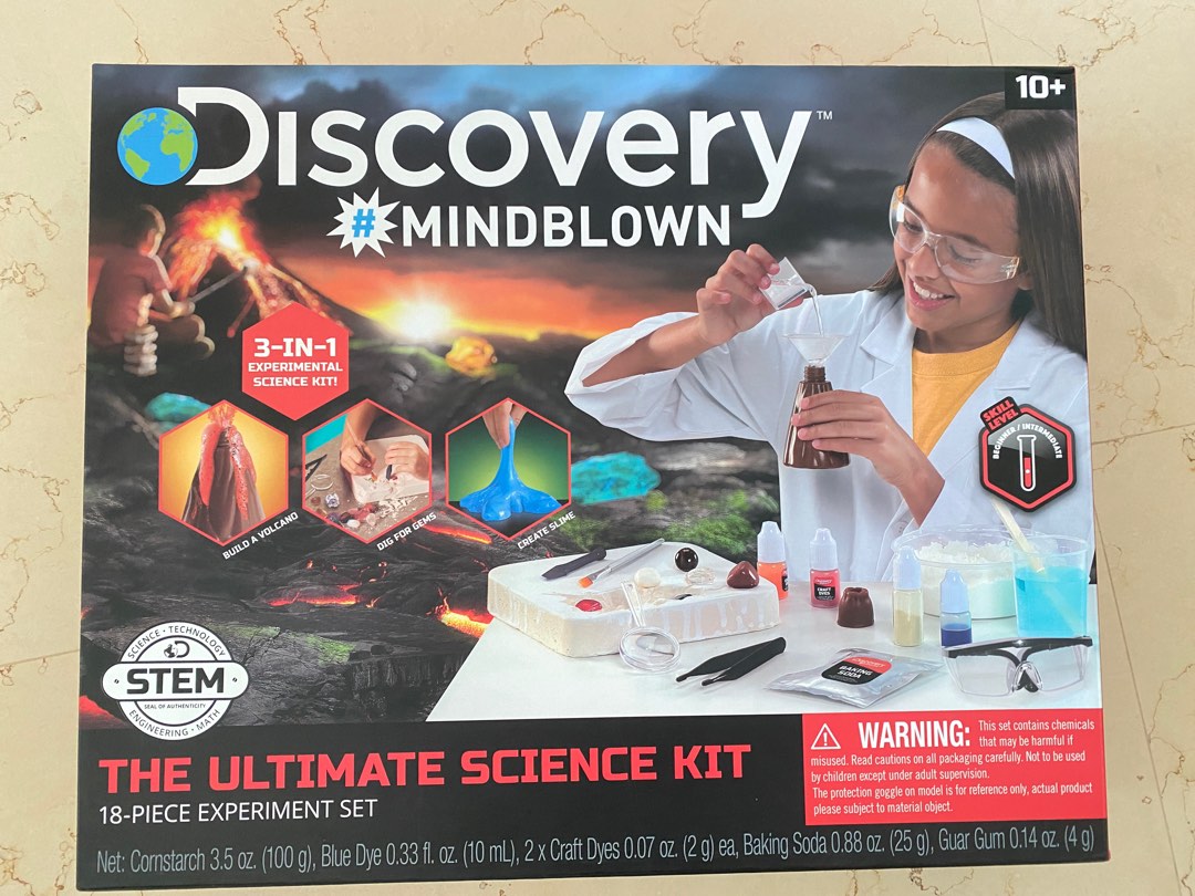 Discovery Kids MINDBLOWN Ultimate Science Experiment 17 pc Kit